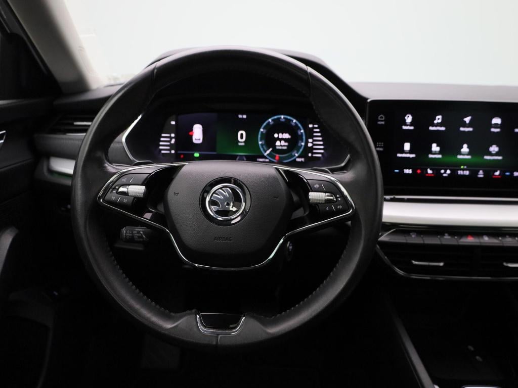 Skoda Octavia combi 1.5 e-tsi business edition | automaat | panoramadak | t