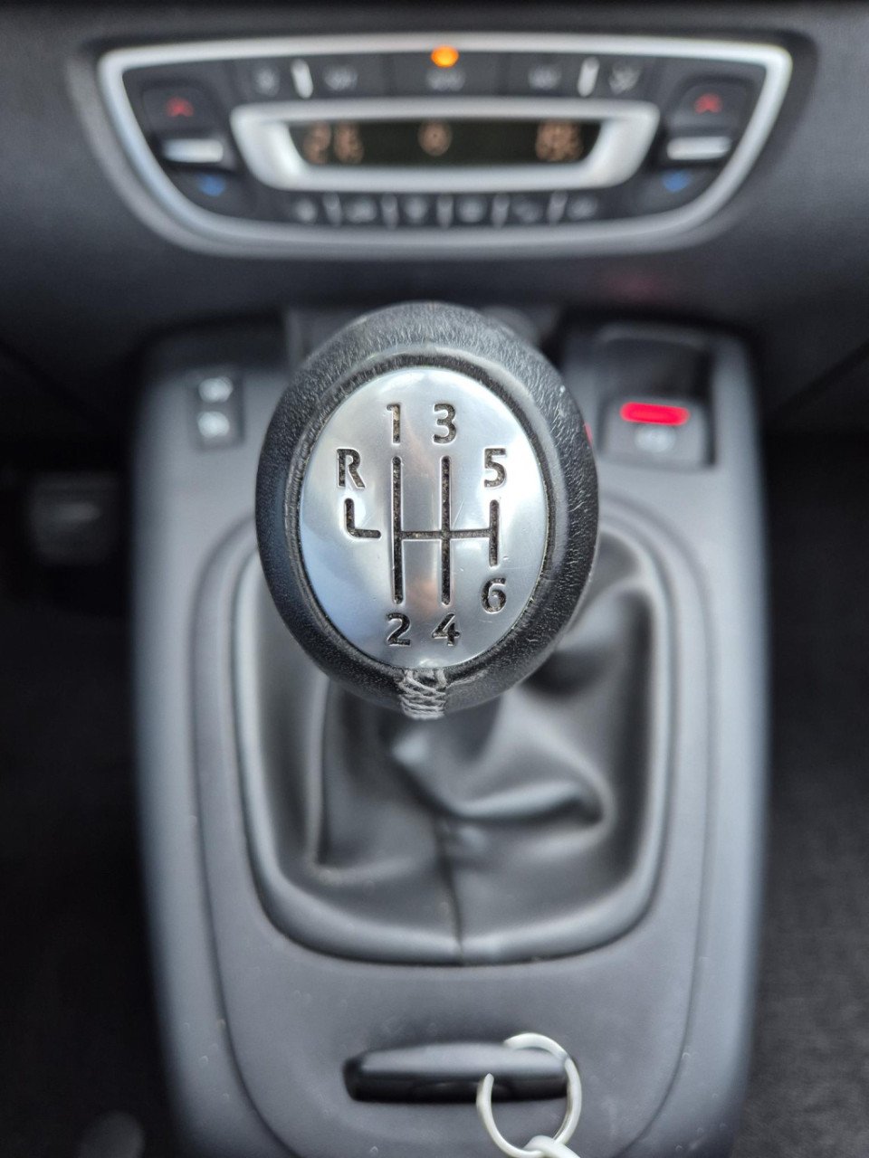 Renault Scenic 1.6 16v 110 expression climate control, bluetooth, navigatie