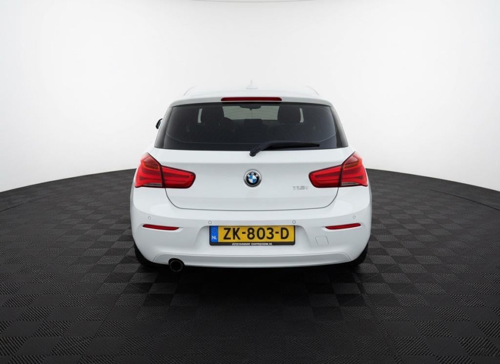 BMW 1 Serie 118i essential