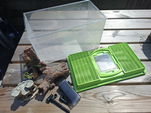 Aquarium met accesoires