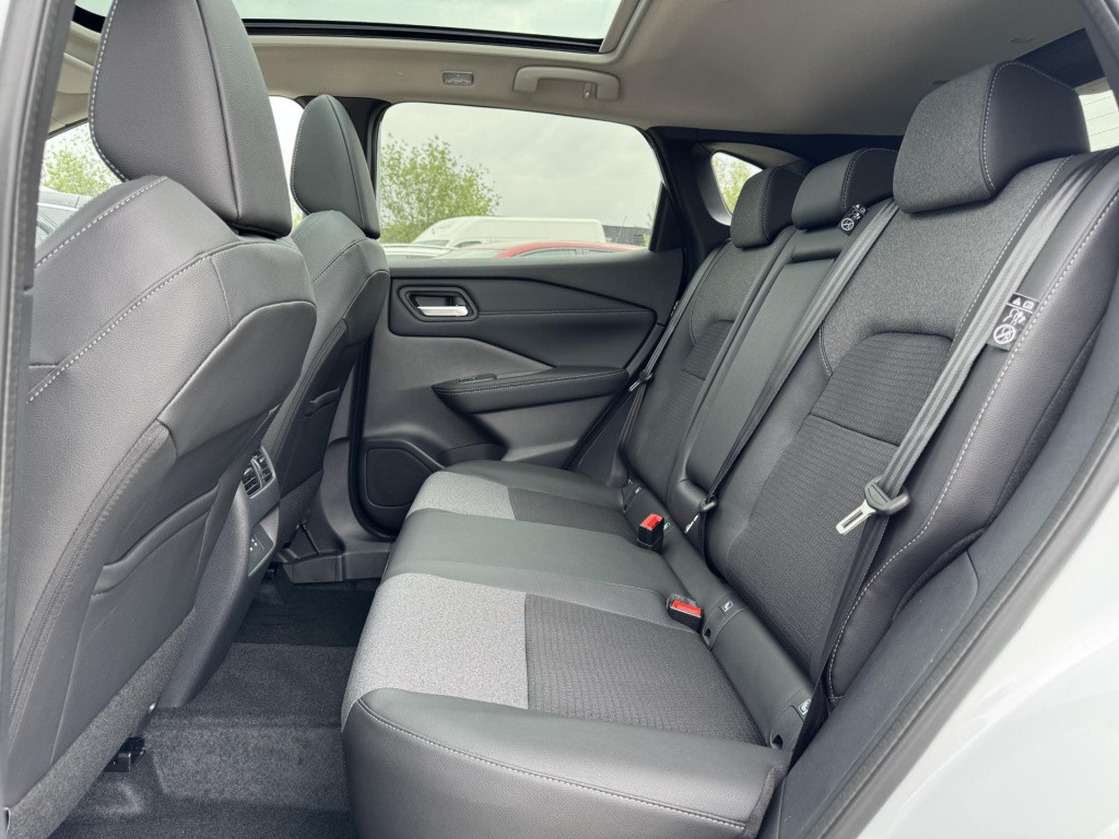 Nissan Qashqai 1.3 mhev n-connecta panoramadak + cold pack