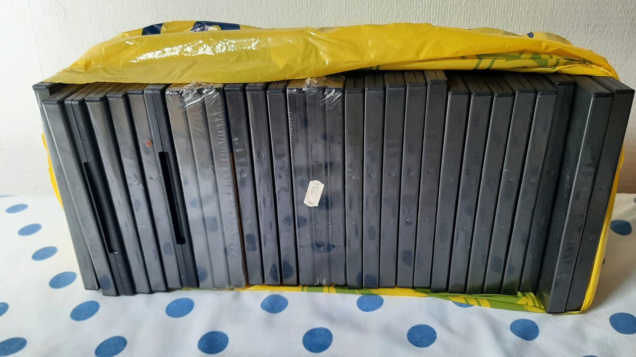 30 nieuwe DVD doosjes