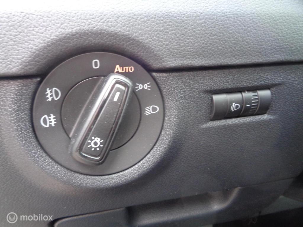Skoda Octavia combi 1.2 tsi greentech ambition businessline/airco/ecc/pdc/c