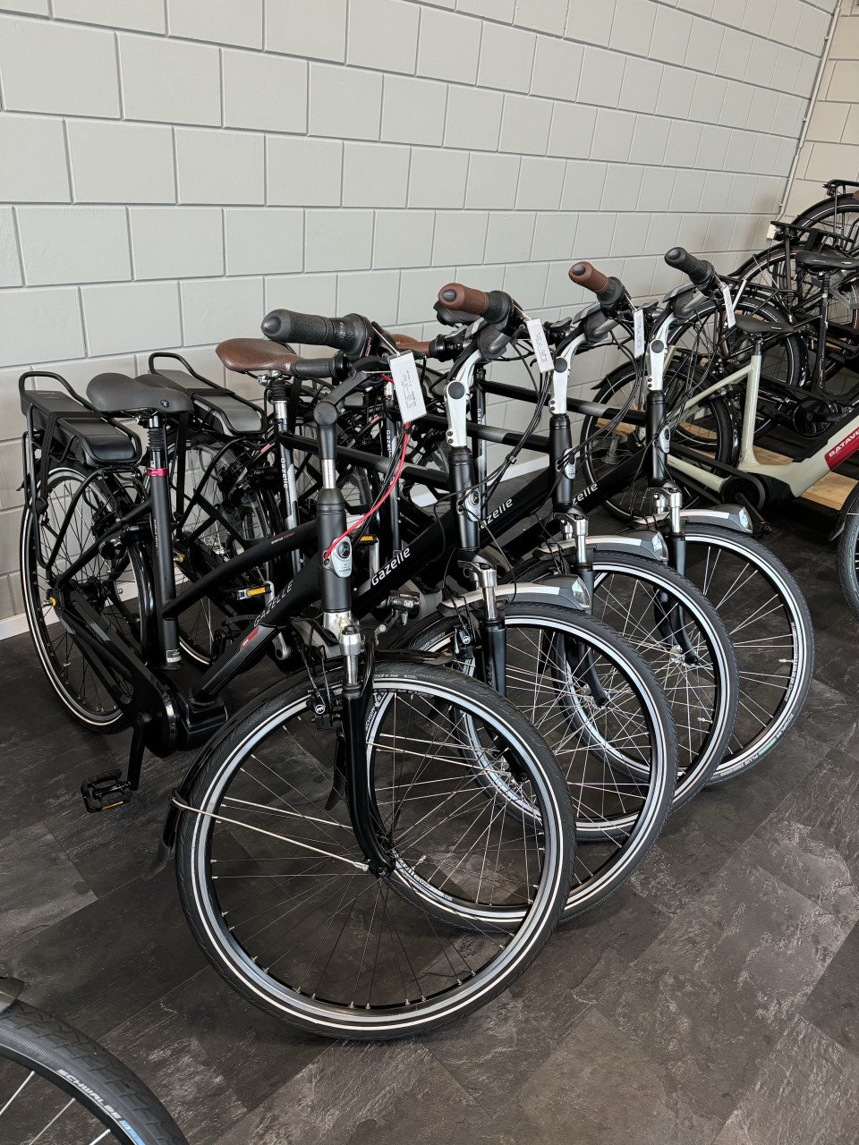 E-Bike Center Middelburg: jouw specialist in nieuwe en 2e hands A-merken!