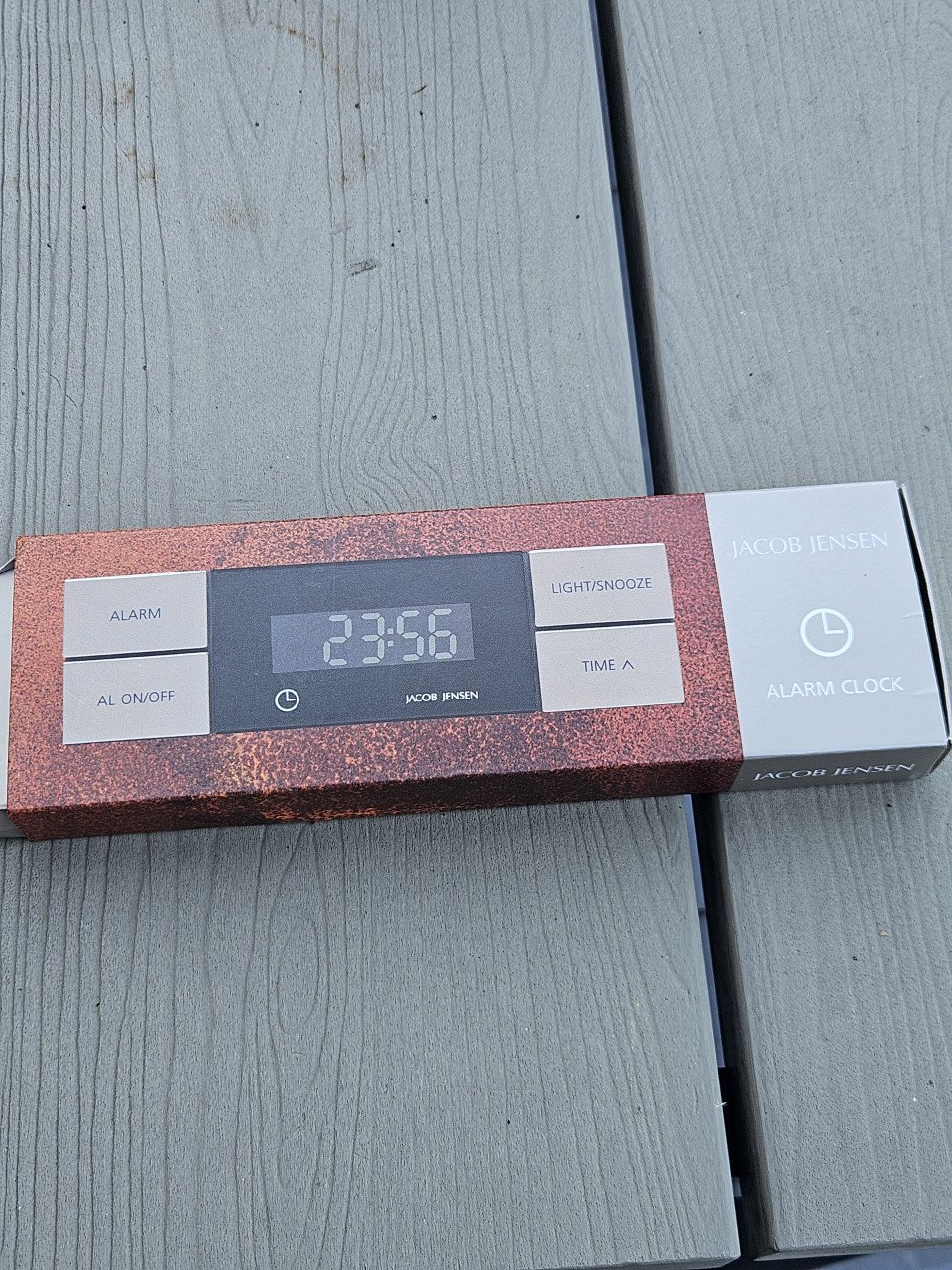 Prachtige nog nieuwe Jacob Jensen design Alarmklok - zwart/zilver.....