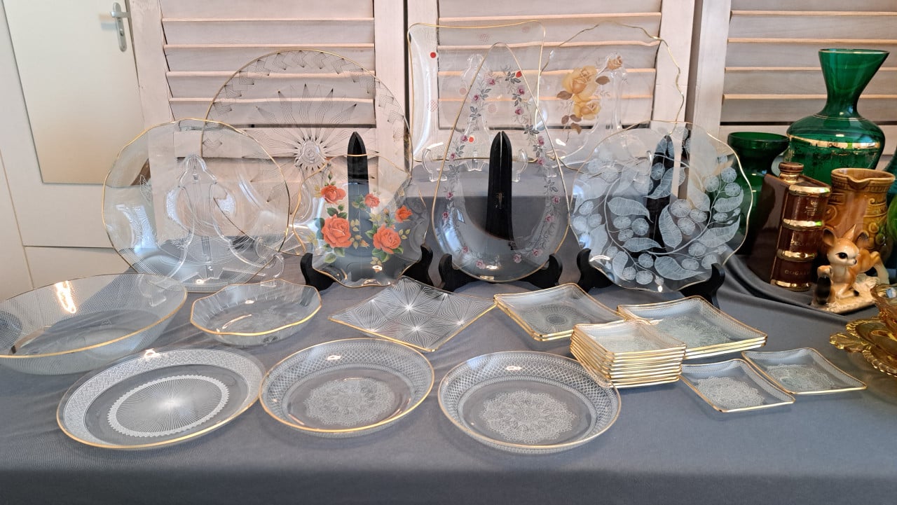 Vintage glazen cakeschalen