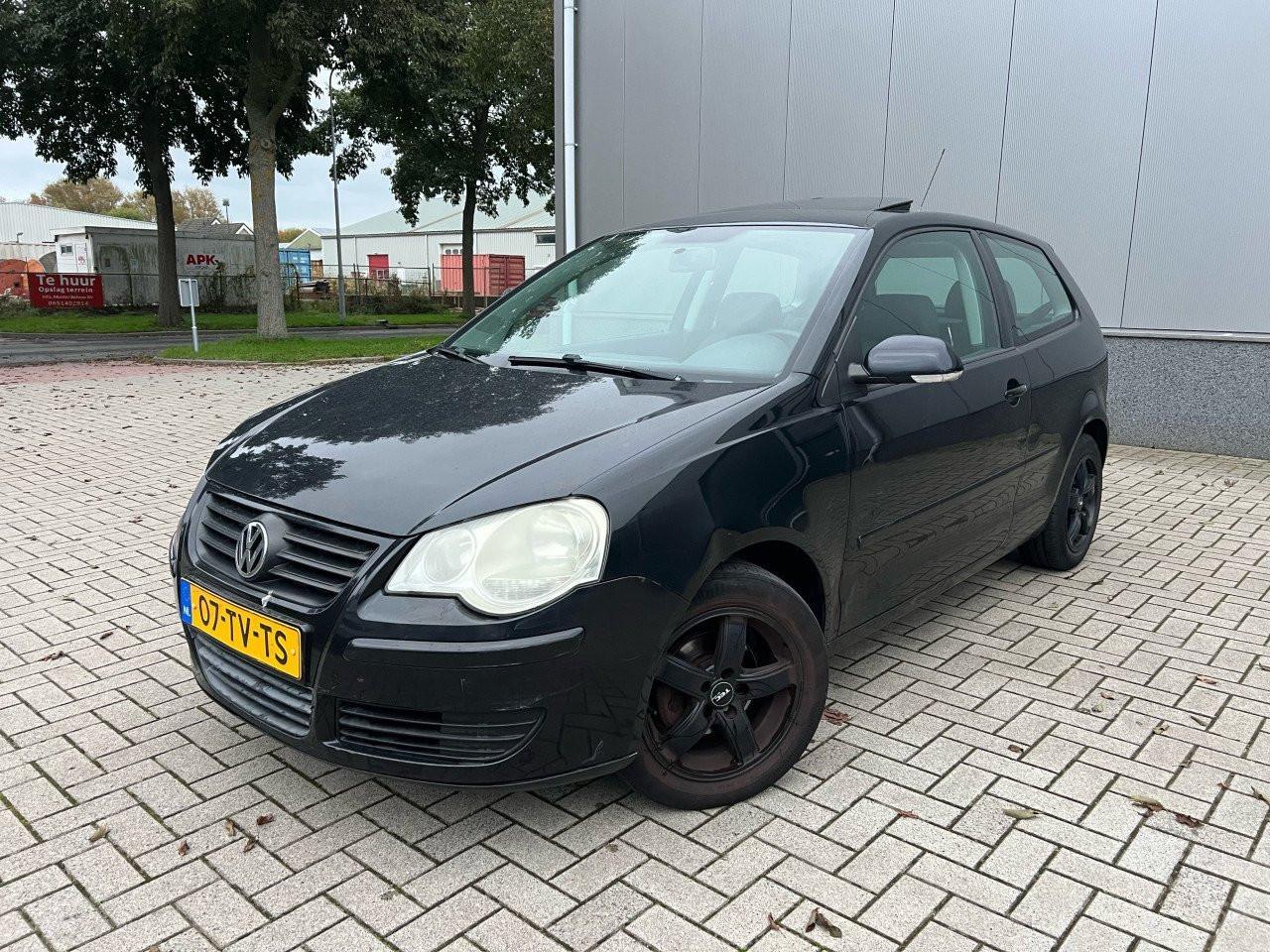 Volkswagen Polo 1.4-16V Optive