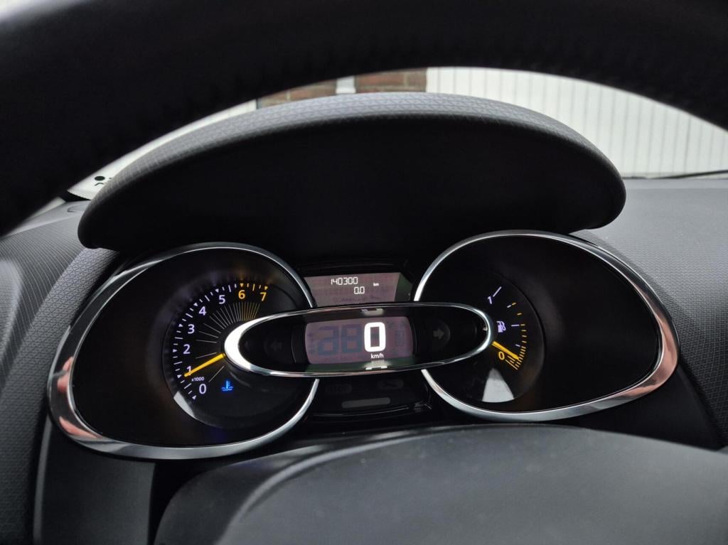 Renault Clio 0.9 tce dynamique / keyless / parkeersensoren