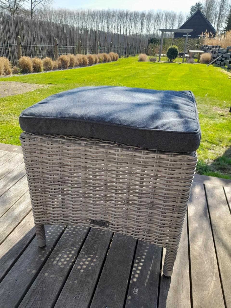 Tuintafeltjes Paco 50x50 cm nieuw in verpakking