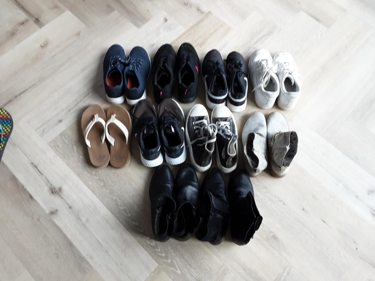 Dames en heren schoenen allemaal merk Nike mt 39 en 40