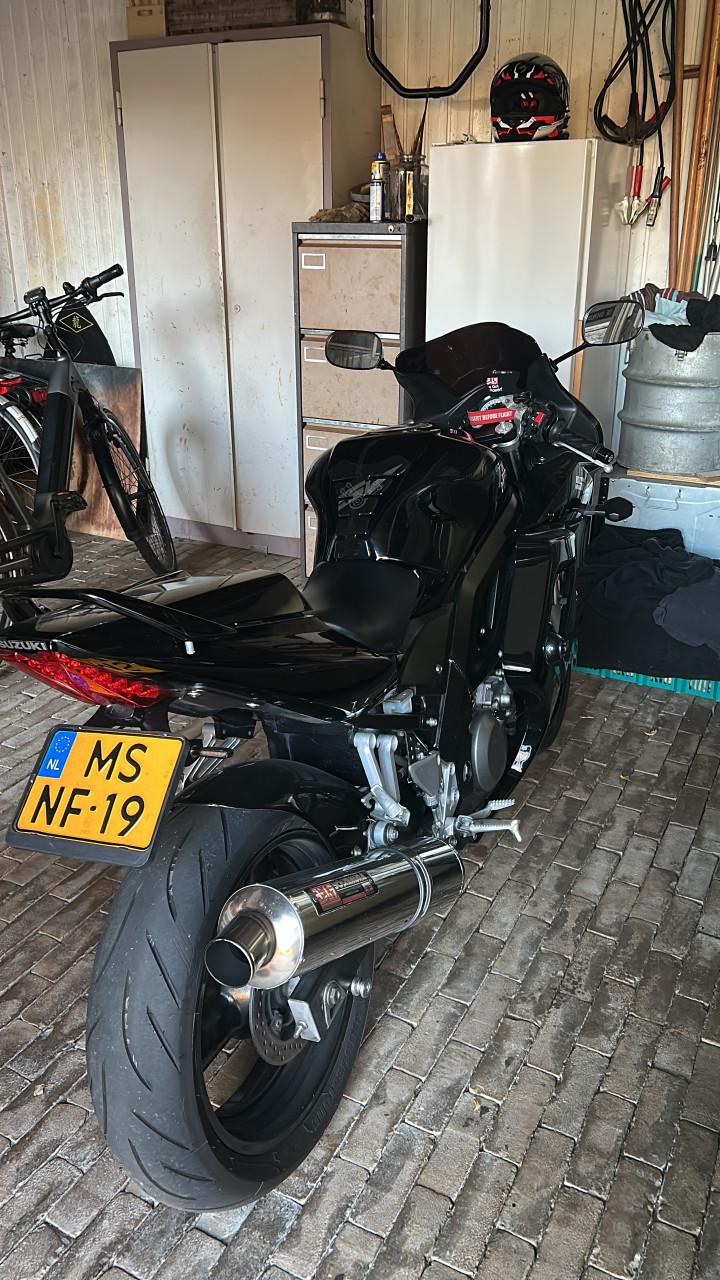 SUZUKI SV 650 S