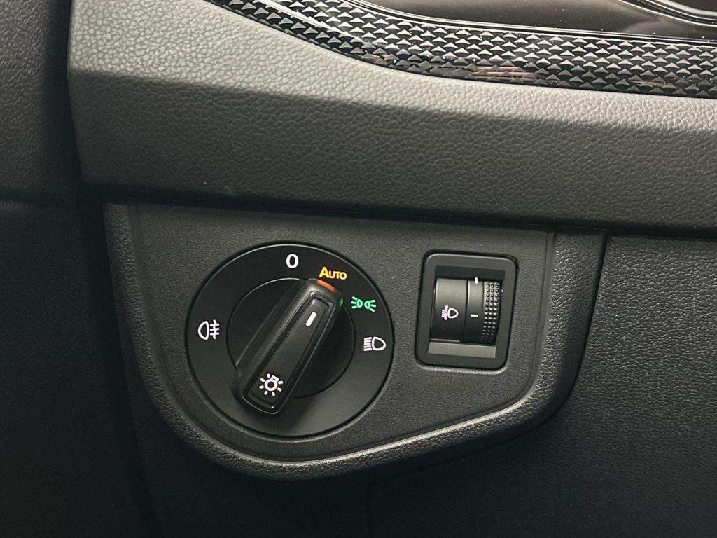 Volkswagen Polo life edition 1.0 tsi 70 kw / 95 pk hatchback 5 ver