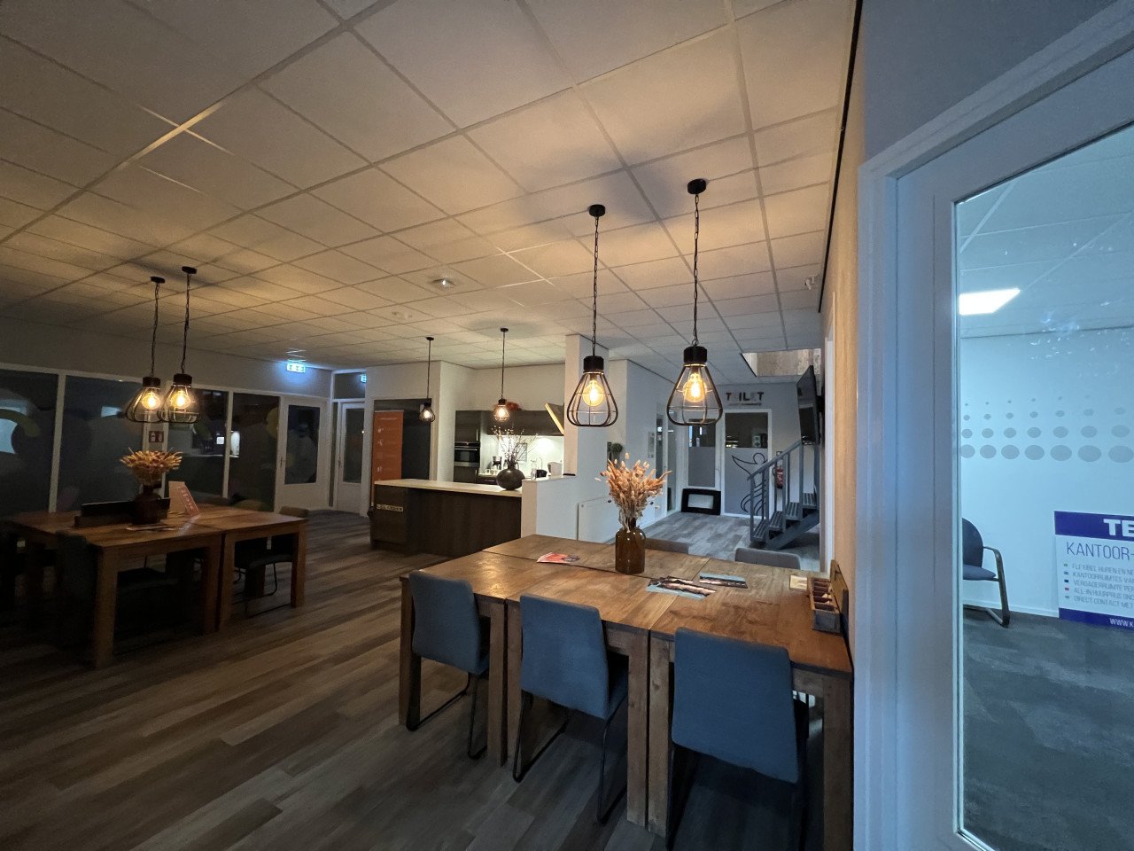 Te huur 27m2 kantoorruimte net buiten centrum Goes
