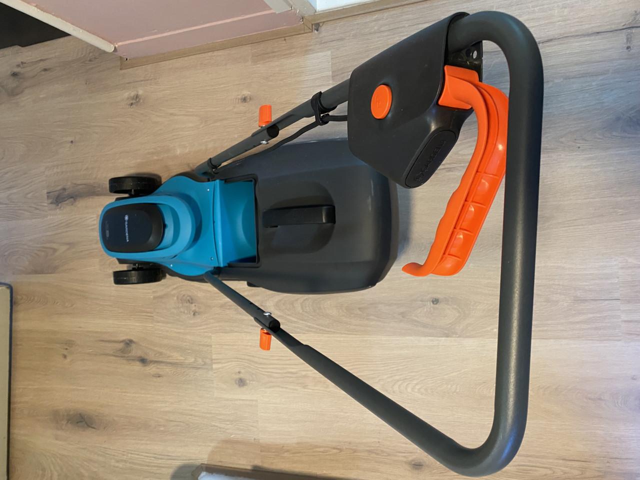 Grasmaaier Gardena Powermax 30/18V