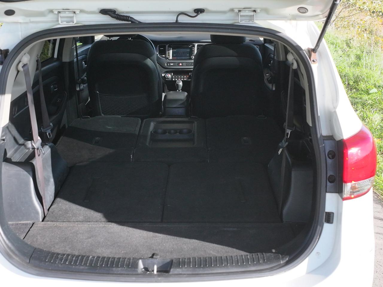 Prachtige & Sportieve Kia Carens (2016) – Nederlands – 7-Persoons Reisauto!