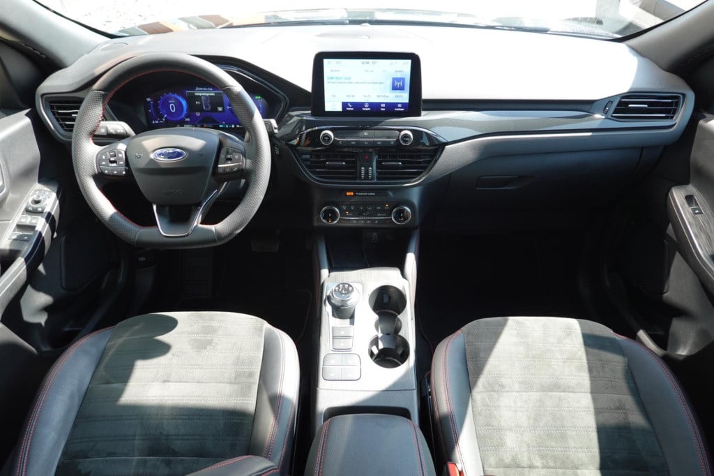 Ford Kuga 2.5 phev st-line