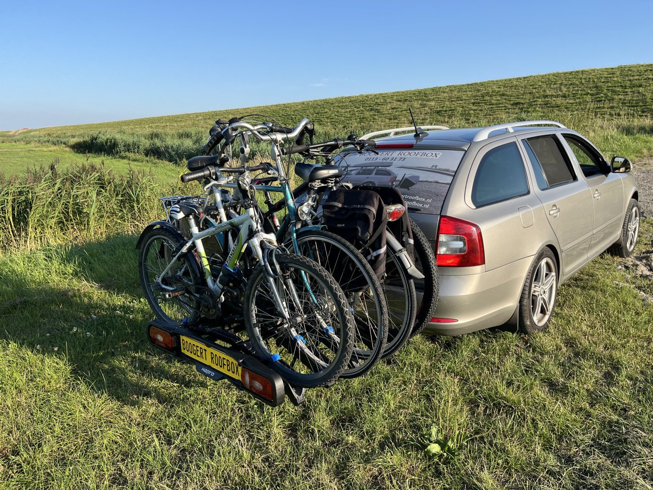 Fietsendrager voor 4 fietsen te huur