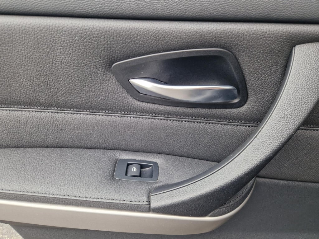 BMW 3-serie 320i executive