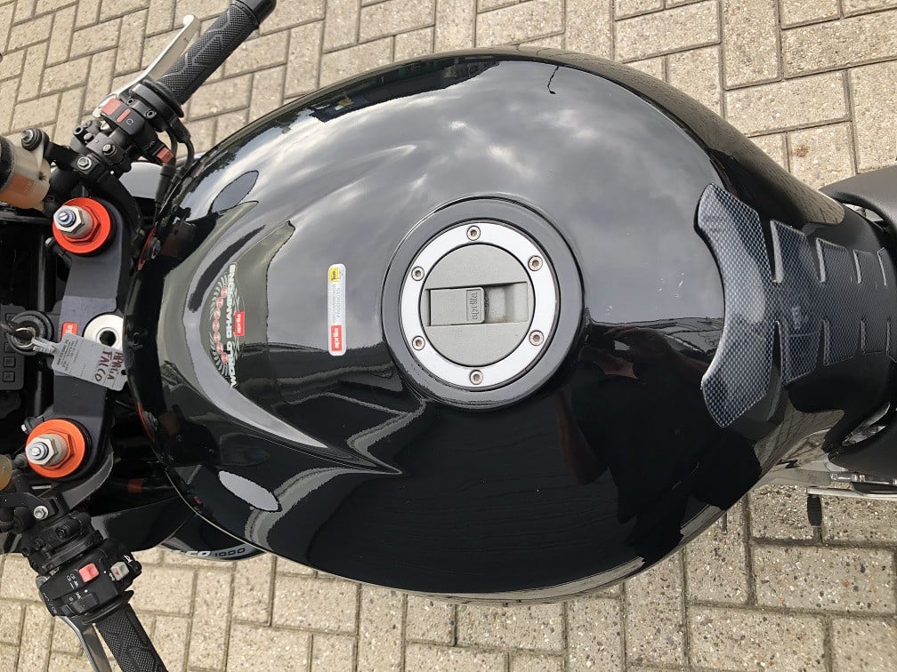 Aprilia SL1000 Falco, mooie sportieve motor, LeoVinci uitlaten €1895,-