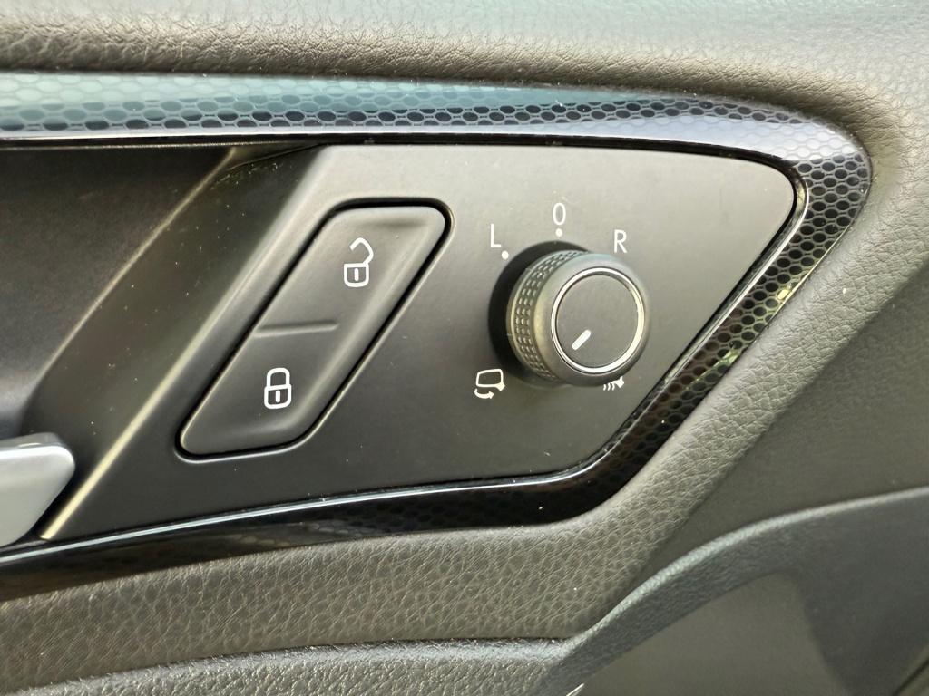 Volkswagen Golf 1.2 tsi connected series