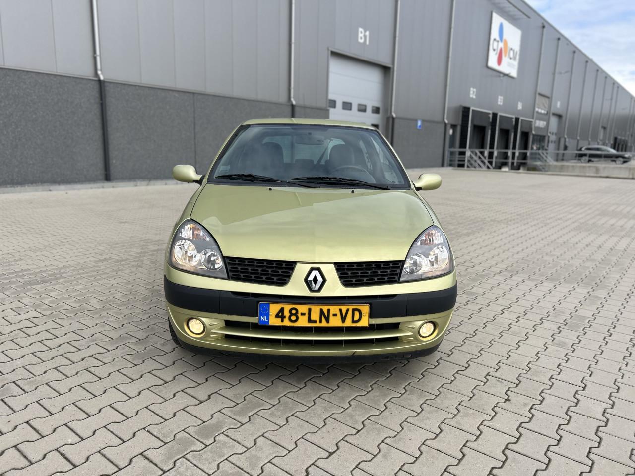 Renault Clio 1.4-16V Privilège/NAP/CRUISE CONTR/AIRCO