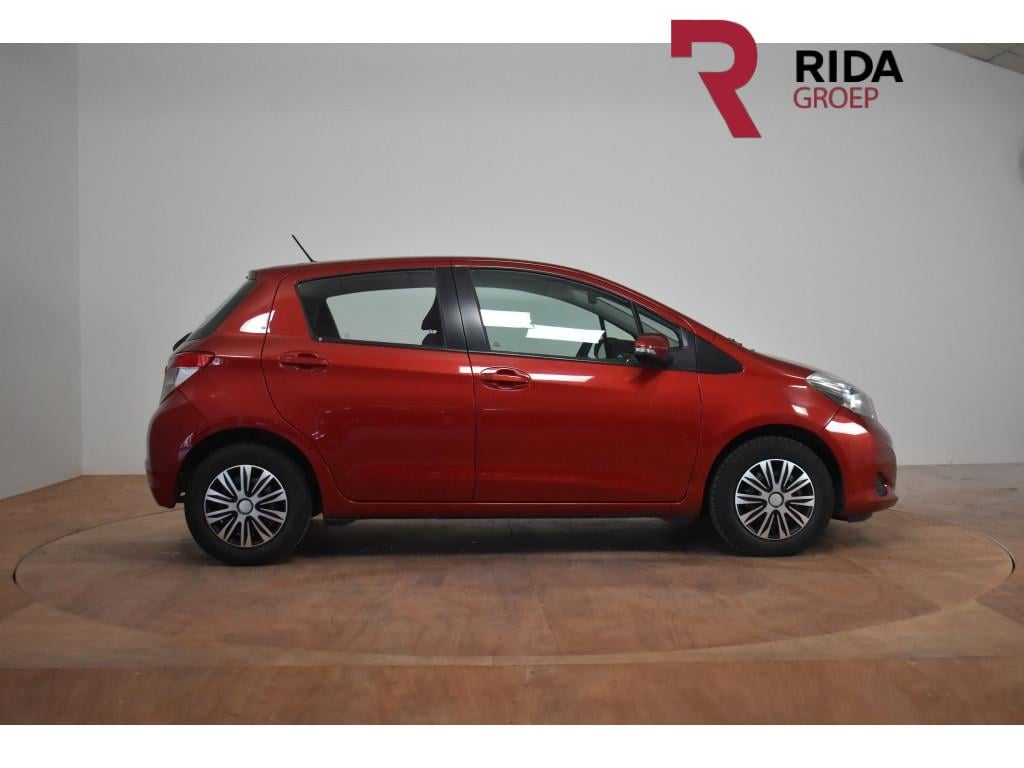 Toyota Yaris 1.0 vvt-i now 5 deurs