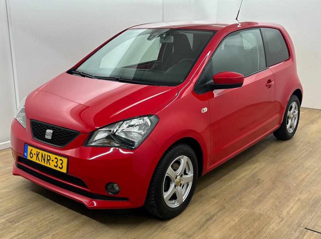 Seat Mii occasion 1.0 style sport | rood | tweedehands seat mii | airco | c