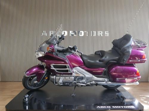 HONDA GL 1800 GOLDWING