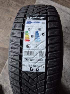 Twee winterbanden nieuw