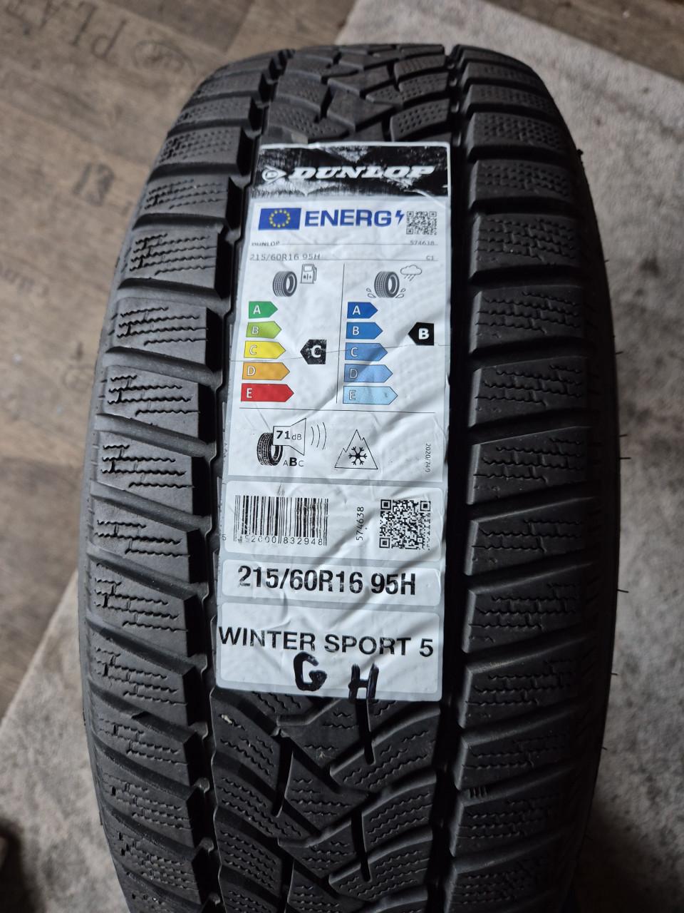 Twee winterbanden nieuw