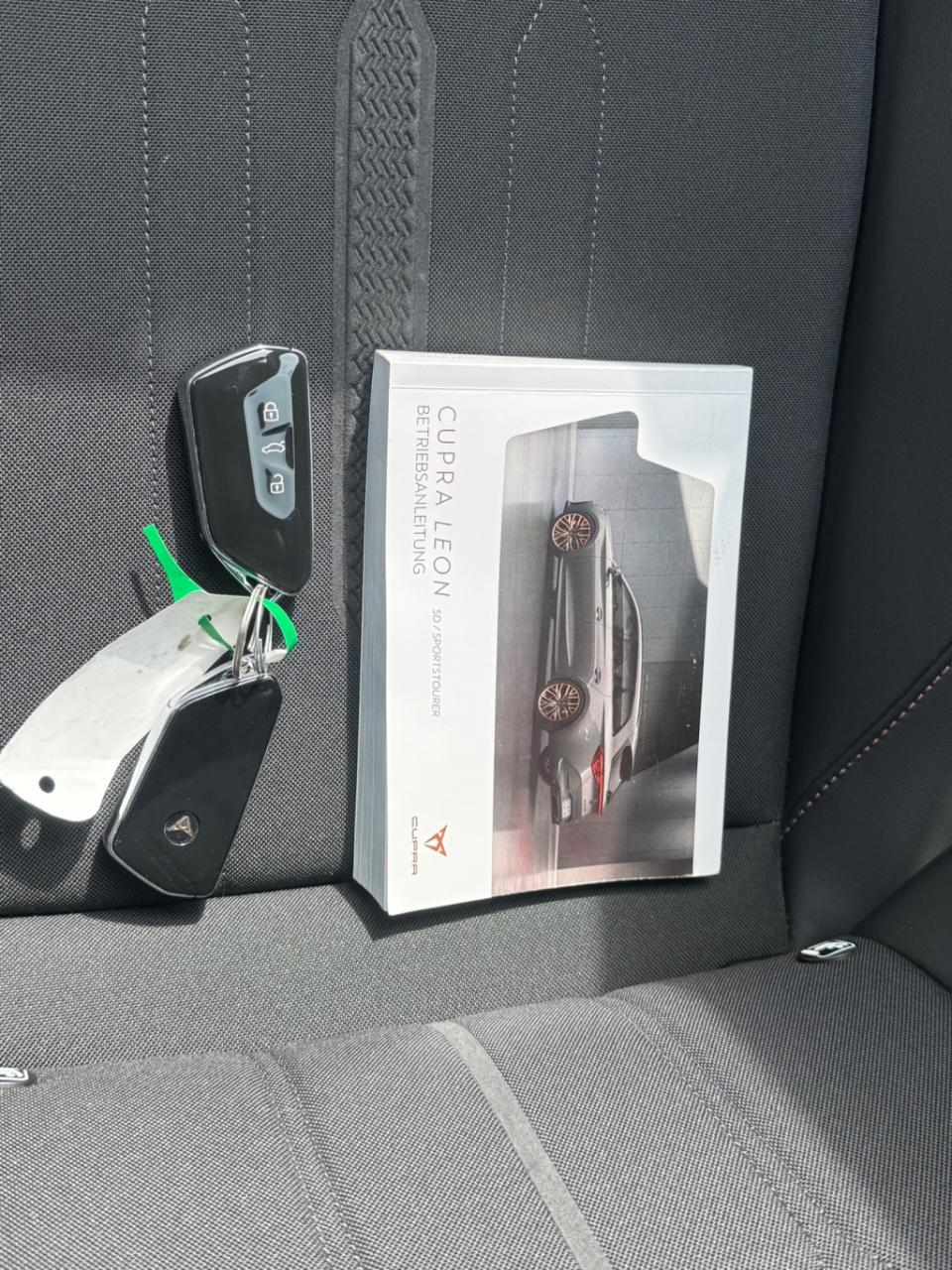 Cupra Leon Sportstourer 1.4 e-hybrid essential soh 97%