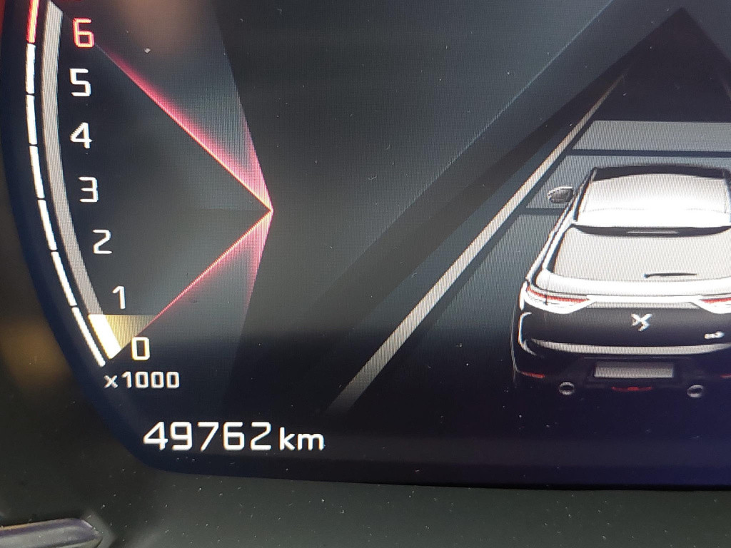 Ds Ds 3 crossback 100 performance line navi/cam/keyless