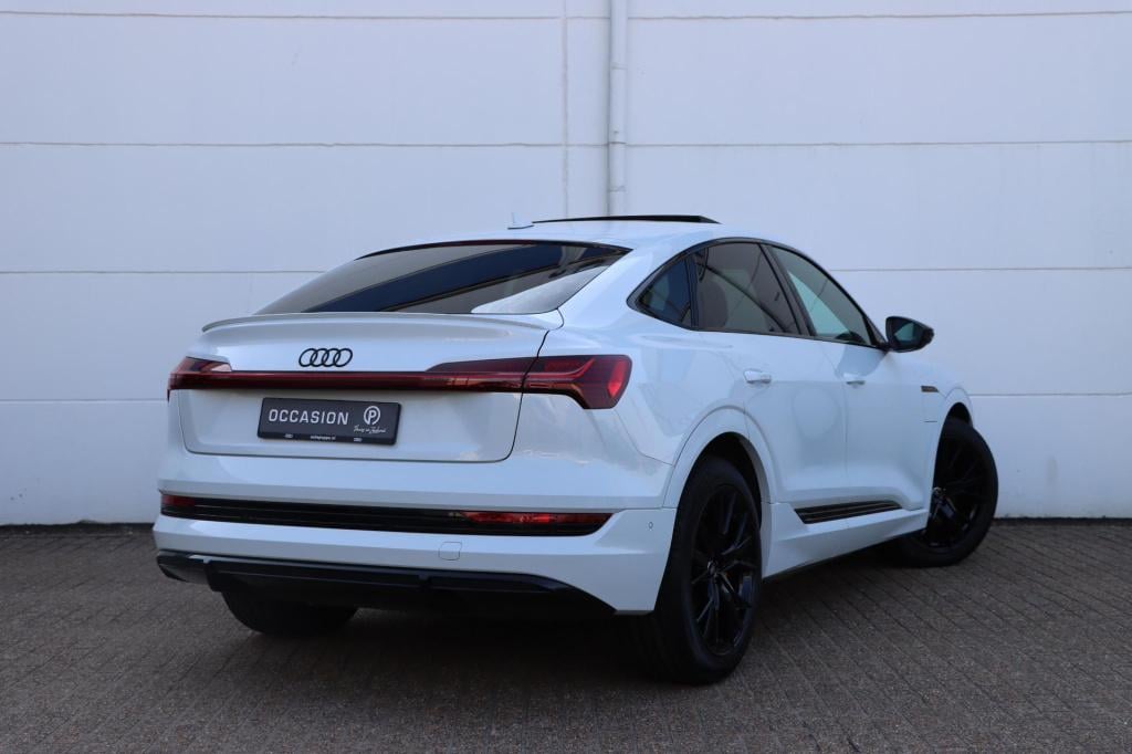 Audi E-tron sportback 55 quattro black edition 95 kwh s-line 408pk