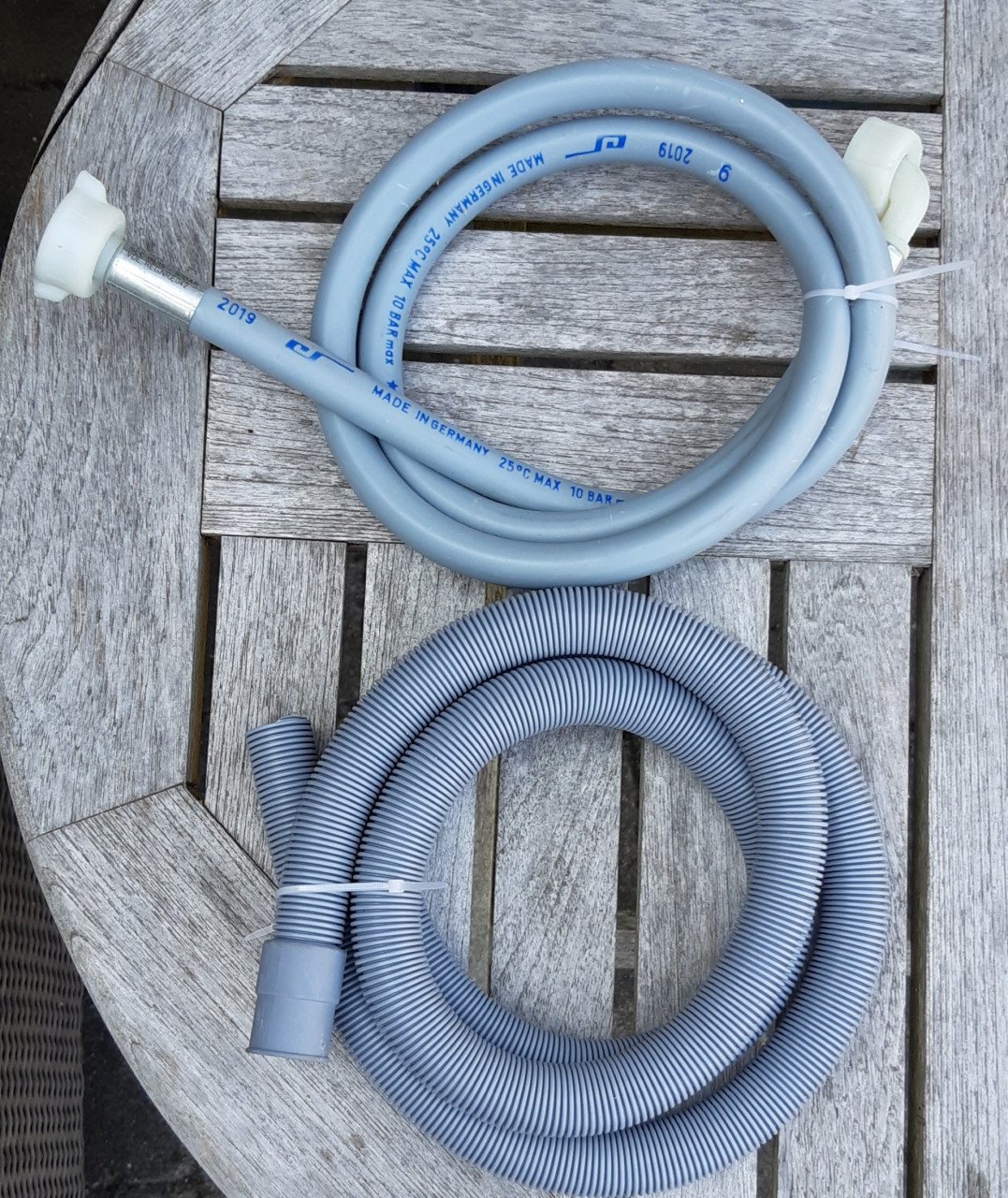 Aan en afvoerslang voor wasmachine -GERESERVEERD-
