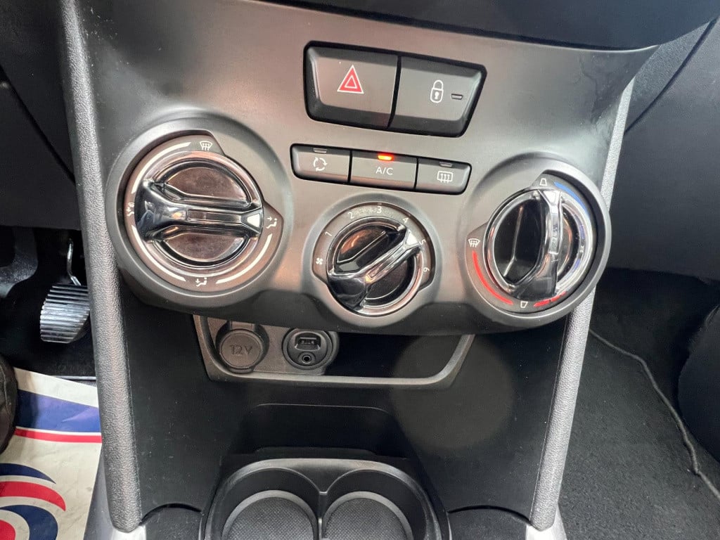 Peugeot 2008 1.2 puretech blue lion