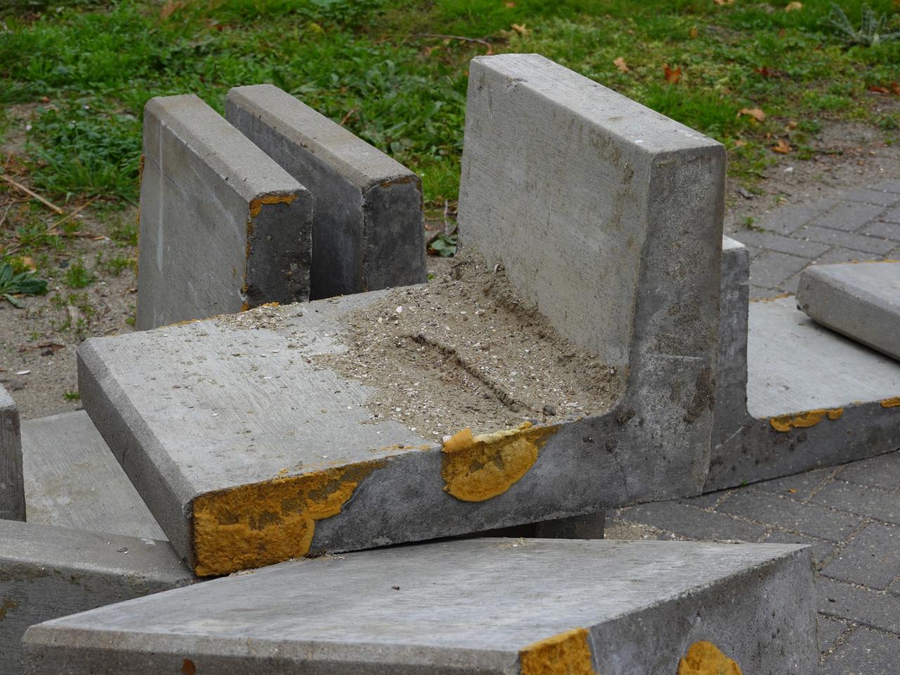 Betonnen keerwand te koop ongeveer 30 stuks