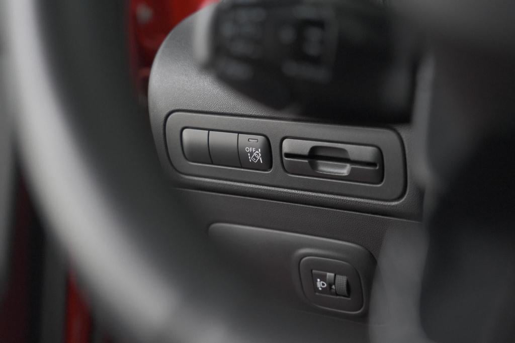 Citroen C3 Aircross puretech 82 feel | parkeersensoren | navigatie | cruise
