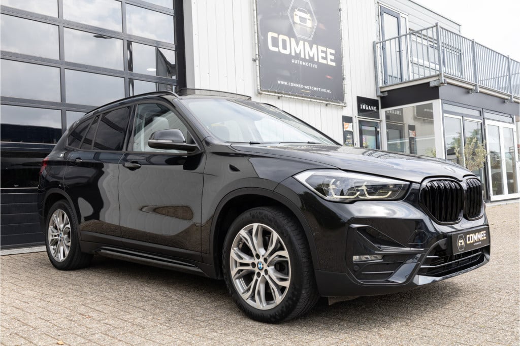 BMW X1 xdrive25e sport line ✅pano✅navipro✅sportstoelen