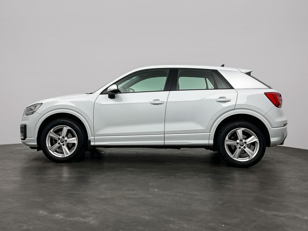 Audi Q2 35 tfsi cod automaat virtual pdc