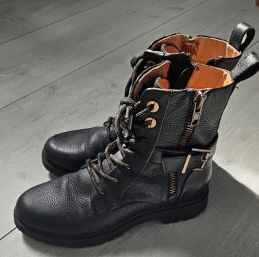 Zwarte leren boots