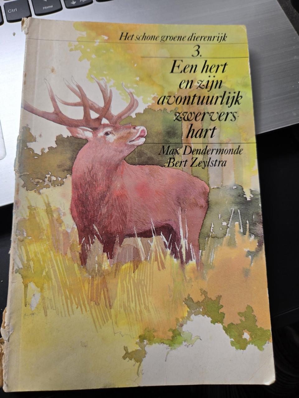 Drie deeltjes uit de boekenreeks "Het schone groene dierenrijk"