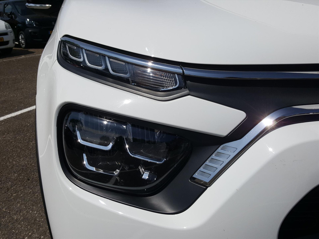 Citroen C3 shine 1.2 pt-110pk s&s (vol)automaat/eat6 | navi | bt | parkeerh