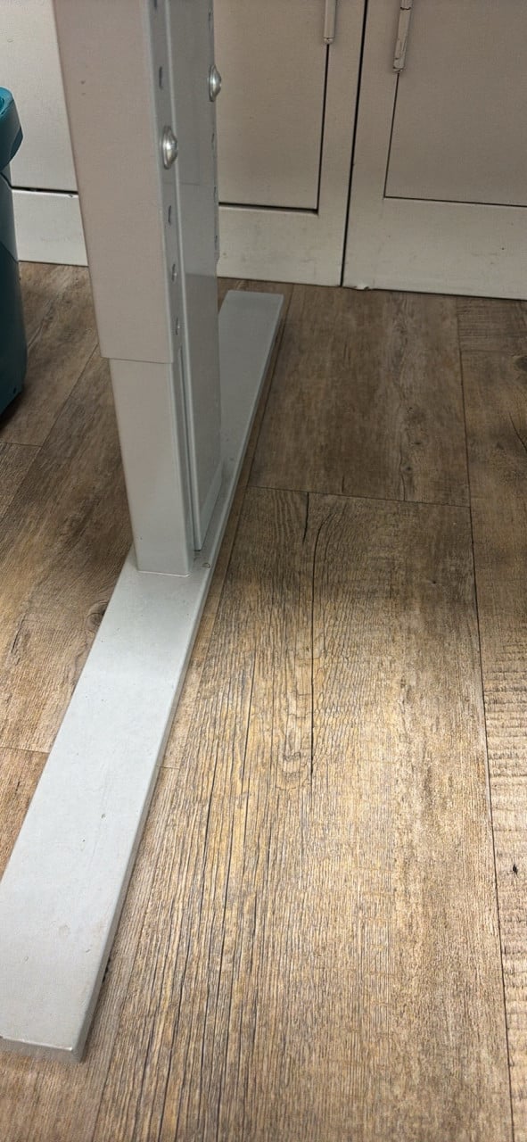 Buro in hoogte (handmatig) verstelbaar