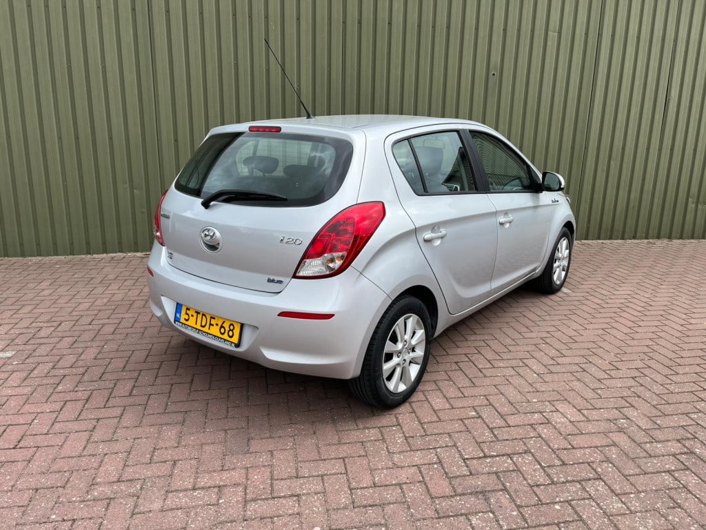 Hyundai I 20 1.2i i-deal
