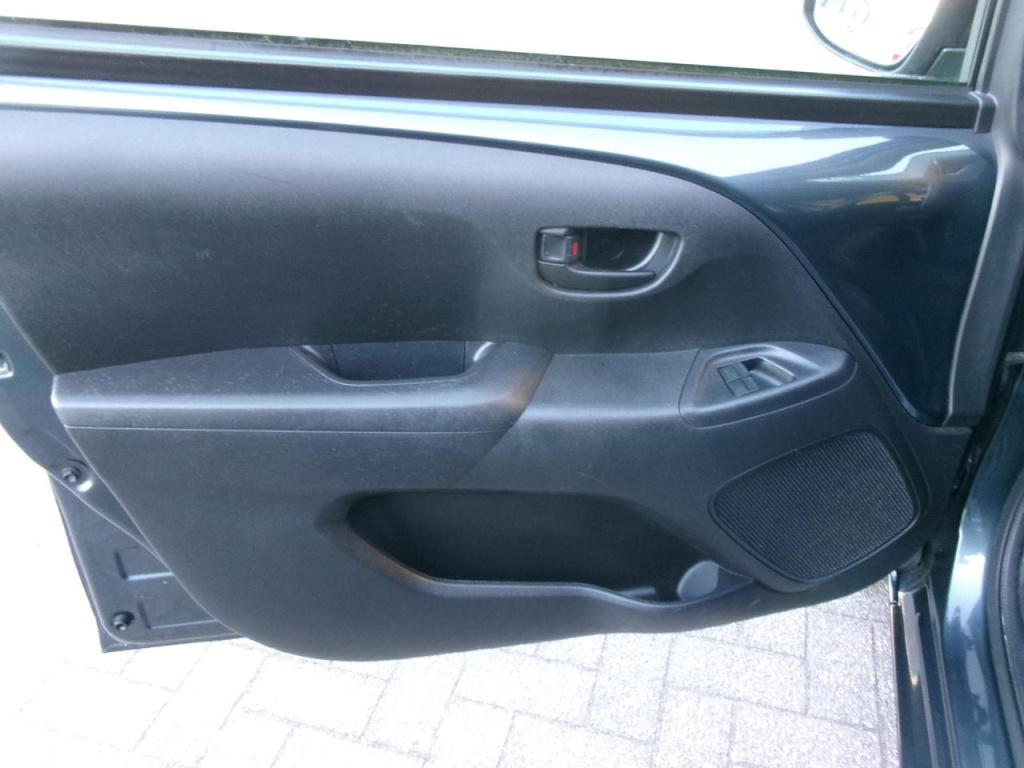 Peugeot 108 1.0 vti 5-drs, airco, bluetooth, 67000km. btw