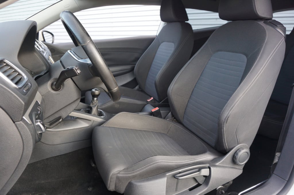 Volkswagen Scirocco 1.4 tsi airco / navi / cruise / elektr. ramen / sportui