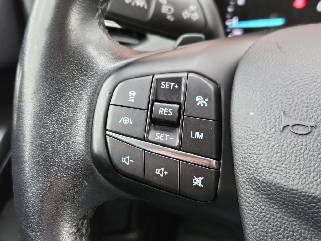 Ford Focus wagon 1.0 ecoboost titanium business | acc | pdc