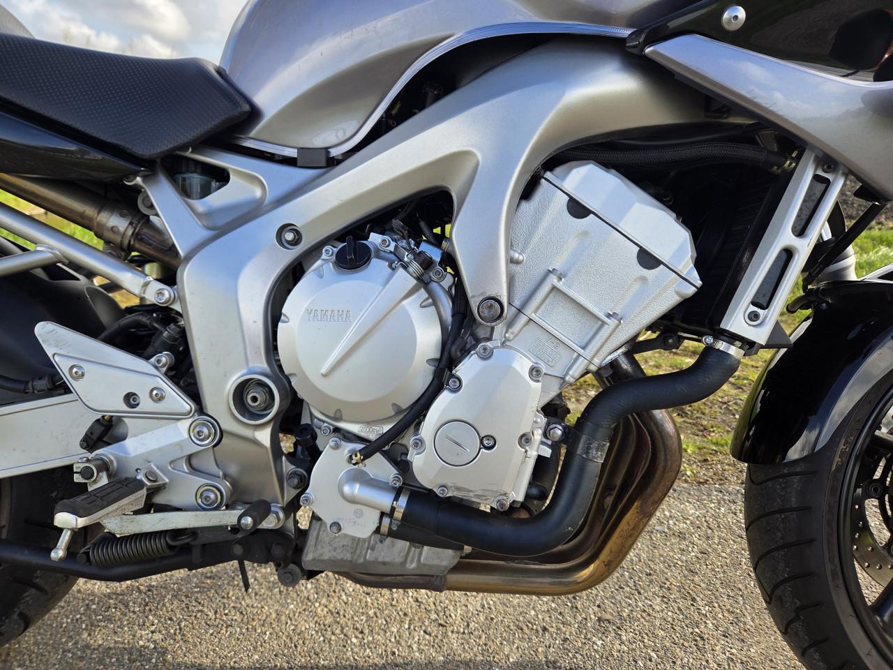 Yamaha FZ6 Fazer met zeer lage km-stand (inruil mogelijk)