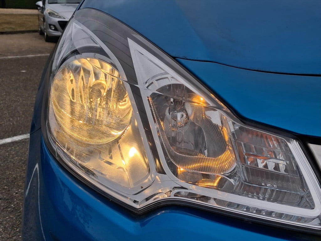 Citroen C3 1.2 puretech 82pk feel edition trekhaak | navigatie | cruise & c