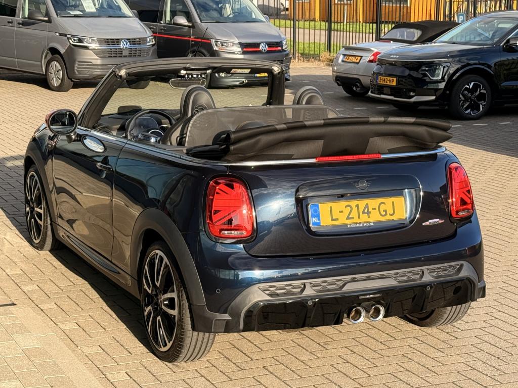 Mini Cooper Cabrio 2.0 john works essential | 231pk | acc | dab | head-up |